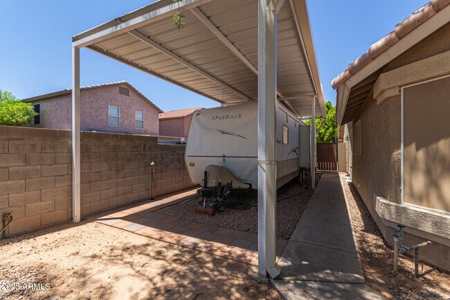Building Photo - 15824 N 33rd Pl