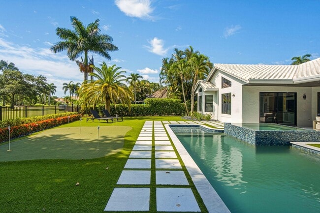 Building Photo - 10720 Ave of the PGA