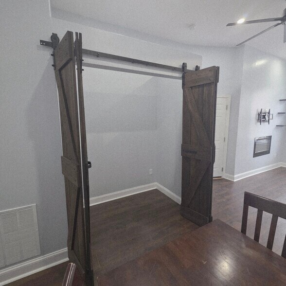 Building Photo - 768 N 26th St