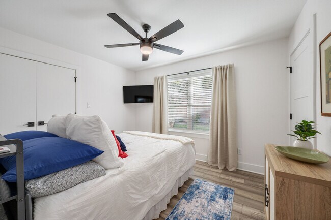 Building Photo - 1611 Armistead St