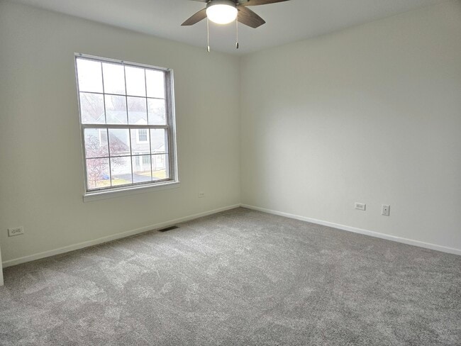 Building Photo - 3316 Huntington Ln