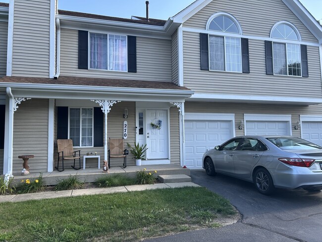 Primary Photo - 270 Sandhurst Ln