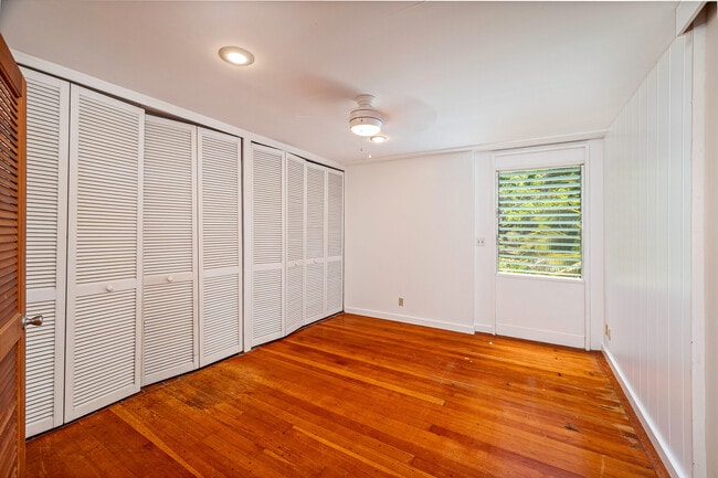 Building Photo - 330 Lapa Pl