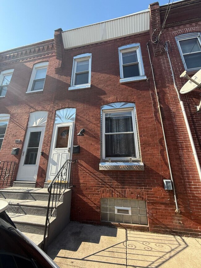 Primary Photo - Charming 3-Bedroom Home in Port Richmond Available Now!
