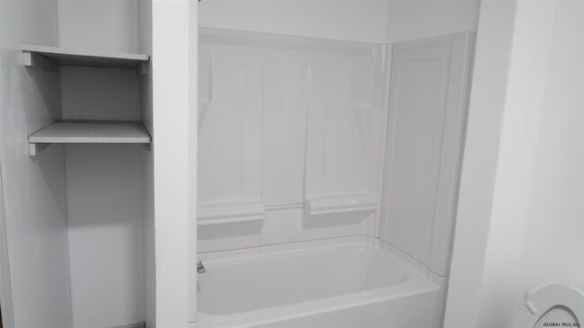 Building Photo - 90 S Central Ave