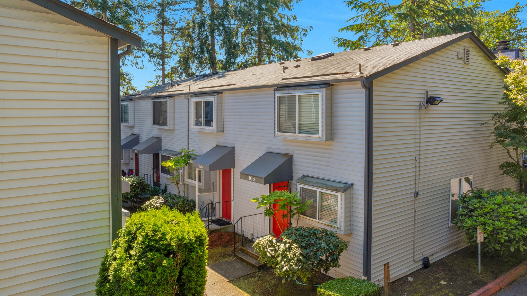 Building Photo - 105 146th Ave SE