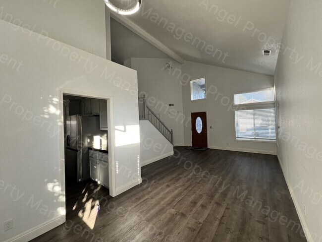 Building Photo - 5221 Moonlight Way