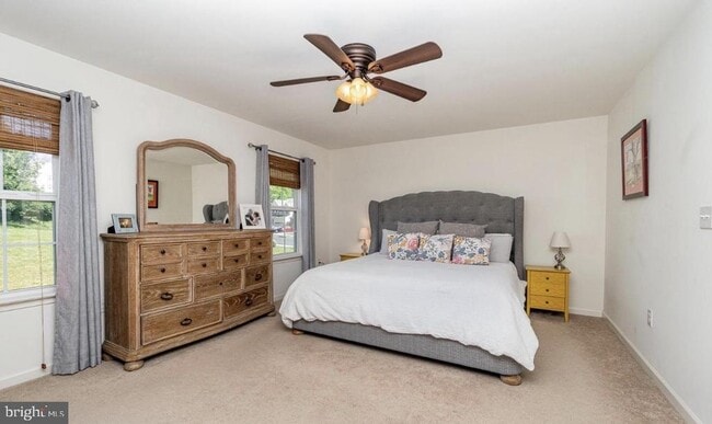 Building Photo - 358 Weatherstone Dr