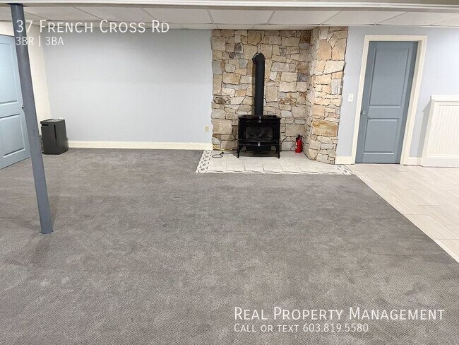 Building Photo - 3-Bedroom Home with Finished Basement and ...