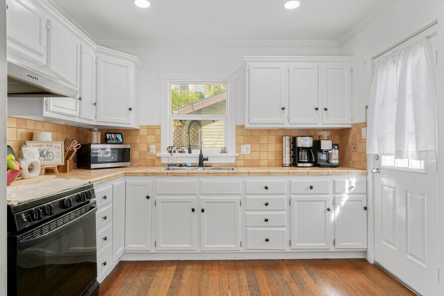 Building Photo - 3259 La Clede Ave