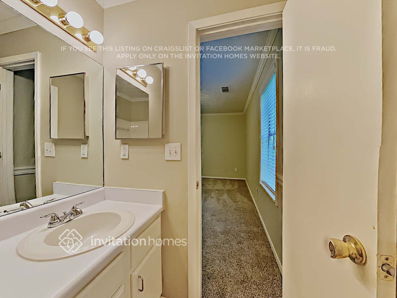 Building Photo - 10495 Ash Rill Dr