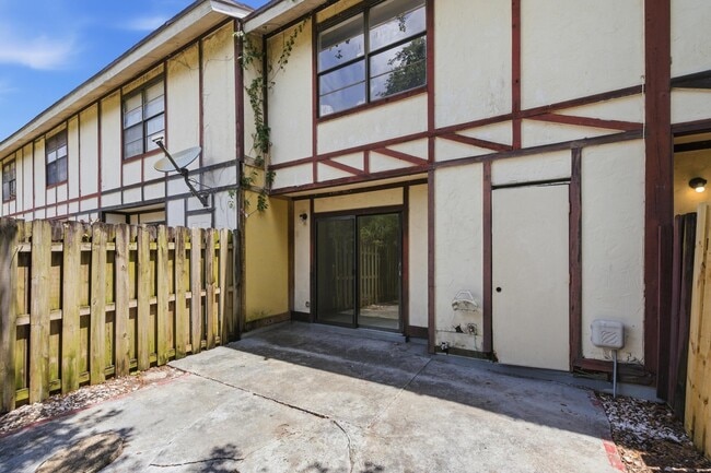 Building Photo - 5154 Breckenridge Pl