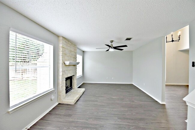 Building Photo - 13328 Black Canyon Dr