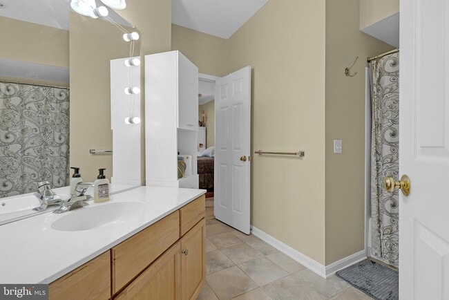 Building Photo - 21855 Locomotive Terrace