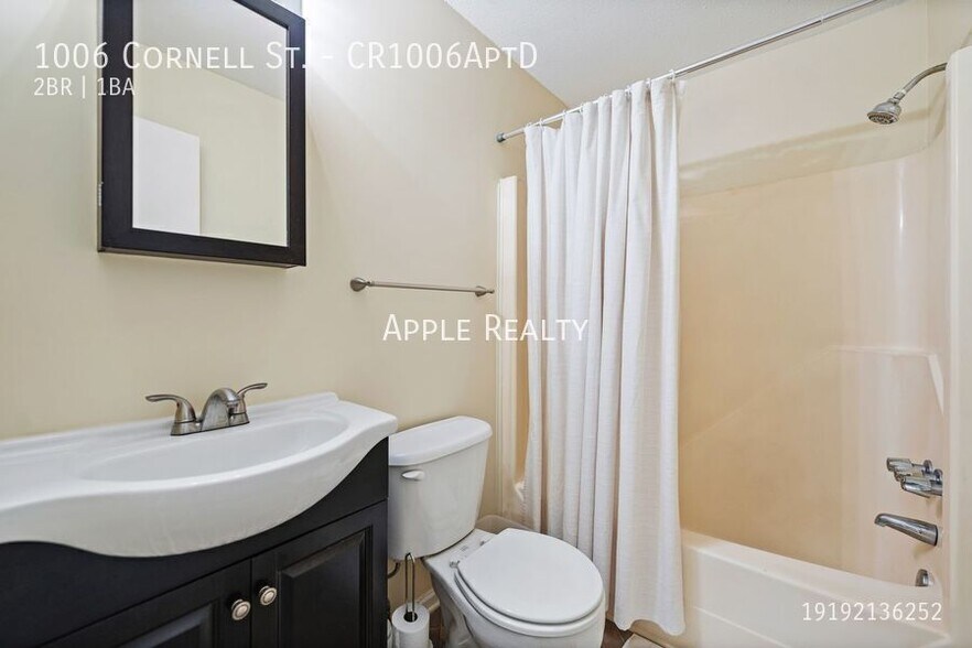 Building Photo - 1006 Cornell St