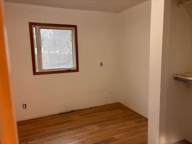 Building Photo - Charming 3-Bedroom Home in Anchorage