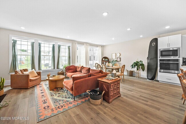 Building Photo - 4039 Heron Dr