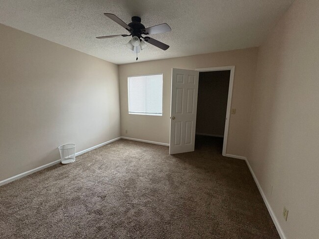 Building Photo - RATE DROP ALERT! (was $1800/month)