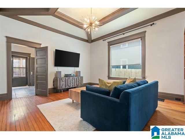 Building Photo - 1801 11th Pl S