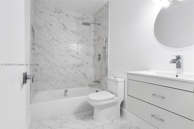 Building Photo - 4647 NW 15th Ct