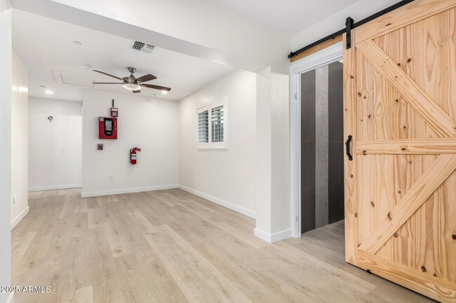 Building Photo - 1606 W Keim Dr