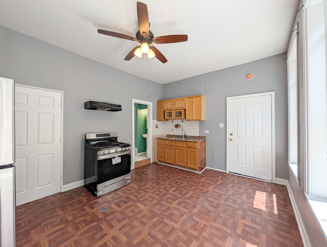Building Photo - 2323 S Trumbull Ave
