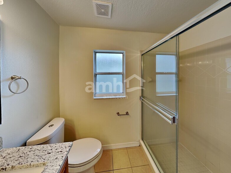 Building Photo - 33437 Irongate Dr