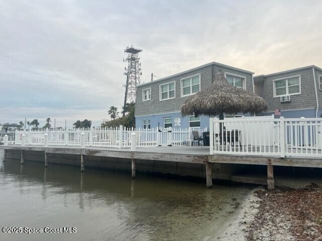 Building Photo - 390 W Cocoa Beach Causeway