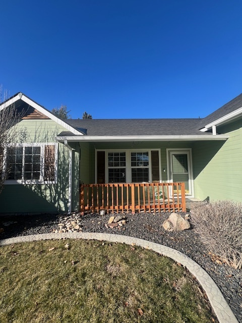 Building Photo - 4 Bed 2 Bath in Nampa!