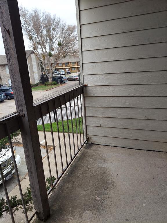 Building Photo - 12615 Brookglade Cir