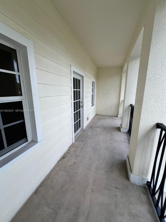 Building Photo - 22 SW 6th Ct