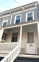 Building Photo - 335 7th St