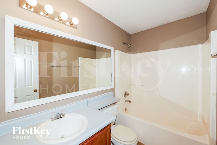 Building Photo - 5333 Traditions Dr