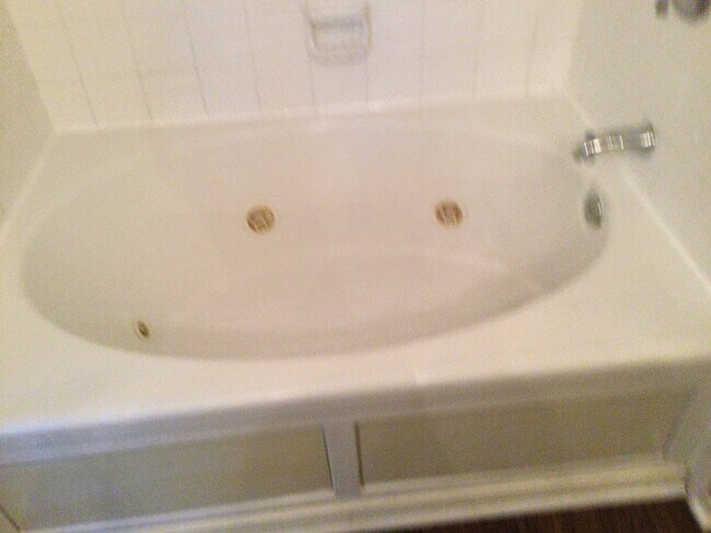 Building Photo - 5589 Hunters Bend Ln