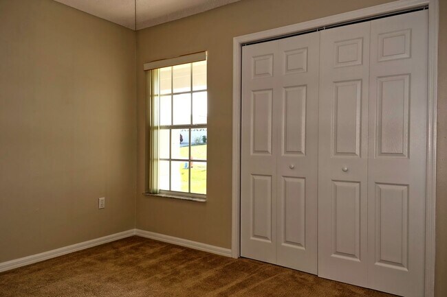 Building Photo - Spacious 3/2 Home For Rent in Davenport with extra Florida/Sun Room!!