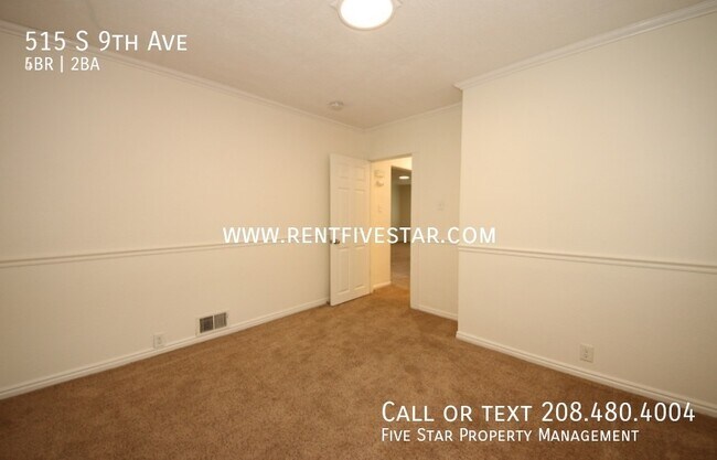 Building Photo - 515 S 9th Ave
