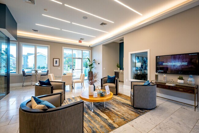 Building Photo - 11010 Northlake Landing Dr