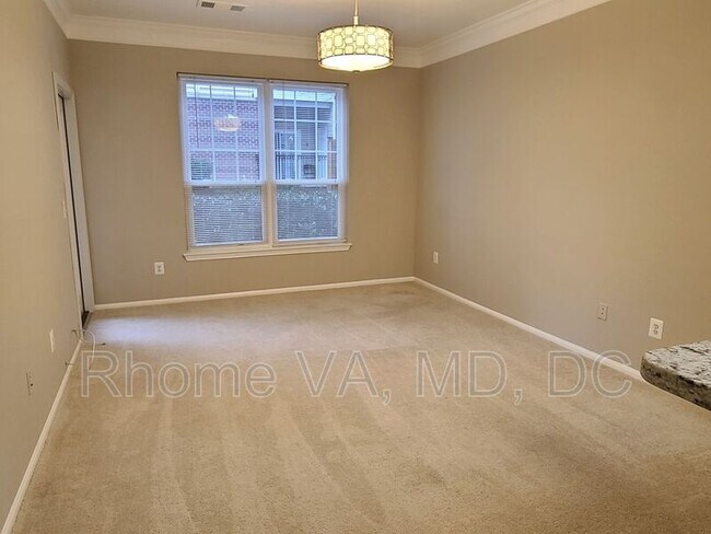 Building Photo - 1581 Spring Gate Dr.