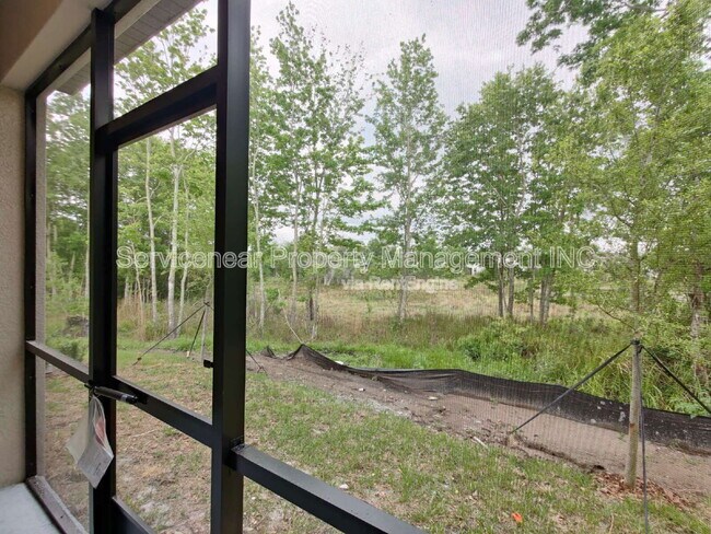 Building Photo - 23300 Willow Glen Way