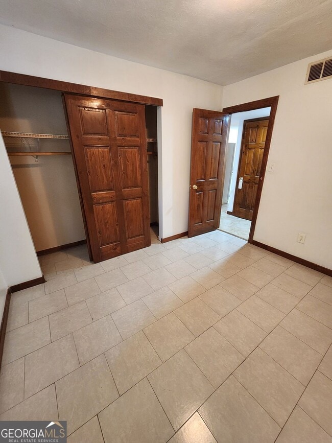 Building Photo - 3186 Quincetree Ln