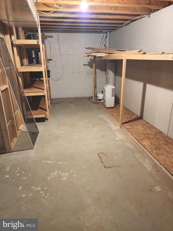 Building Photo - 236 Goshen Rd