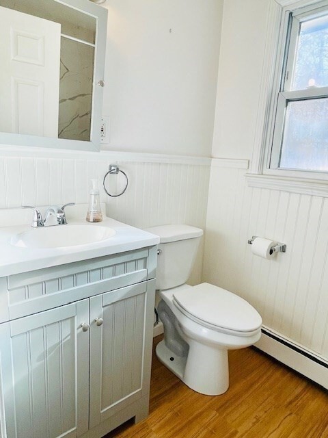 Building Photo - 181 School St