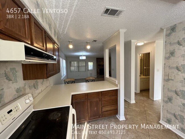 Building Photo - 4657 Calle Ventoso