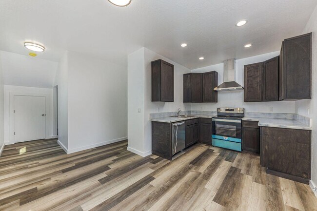 Building Photo - 7872 Jacqueline Way