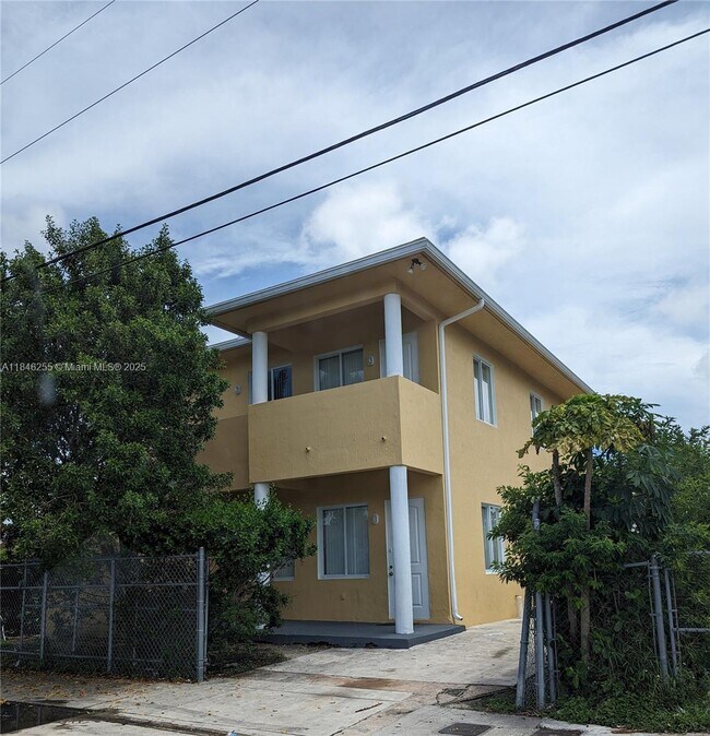 Primary Photo - 10214 SW 175th St