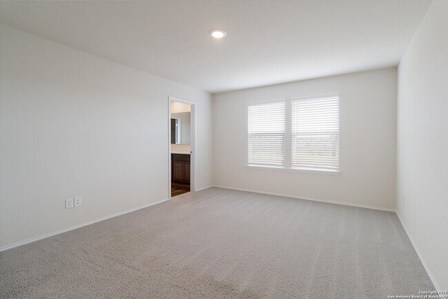Building Photo - 414 Retama Pass