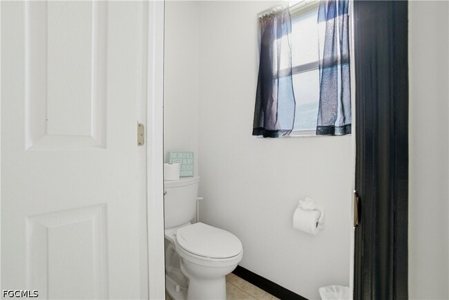 Building Photo - 1623 SW 43rd Ln