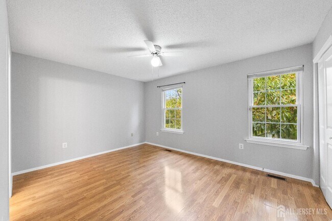 Building Photo - 39 Goodwin Dr