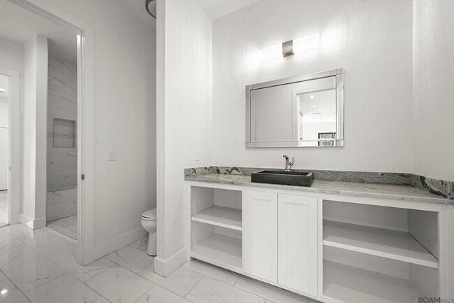 Building Photo - 9825 Fawn Vw Dr