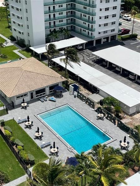 Building Photo - 1630 N Ocean Blvd